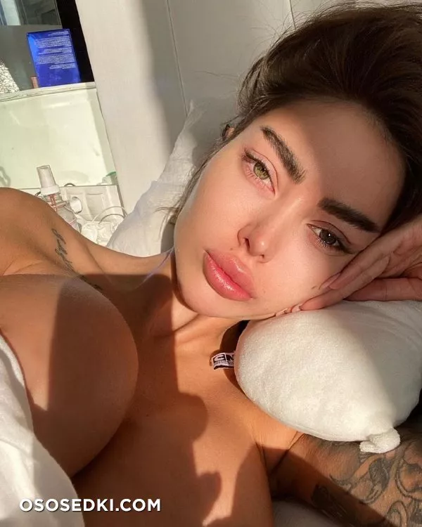Alena Omovych - Photo 135