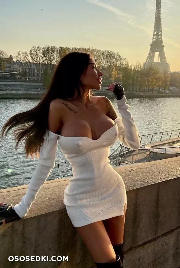 Alena Omovych - Photo 251