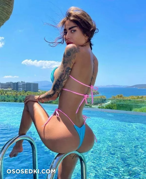 Alena Omovych - Photo 279