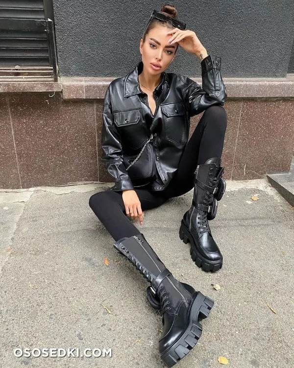 Alena Omovych - Photo 293