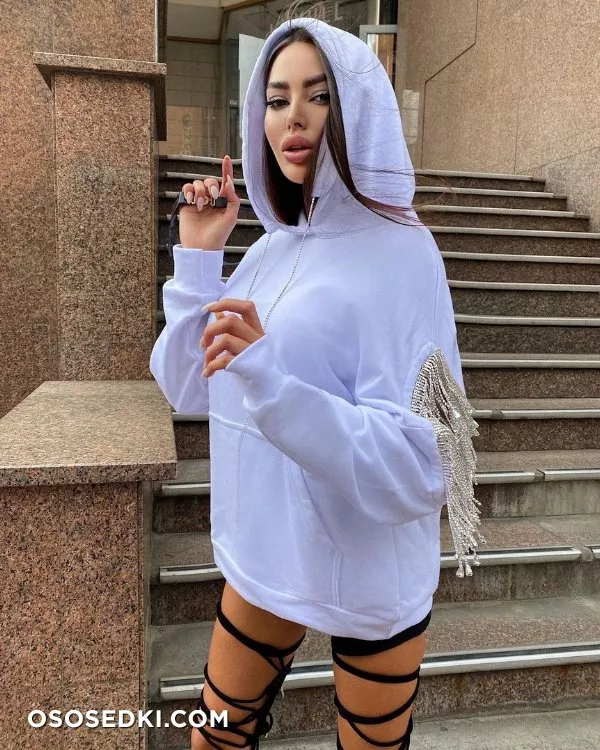 Alena Omovych - Photo 306
