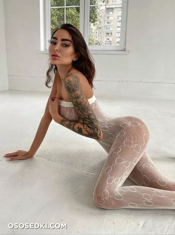 Alena Omovych - Photo 314