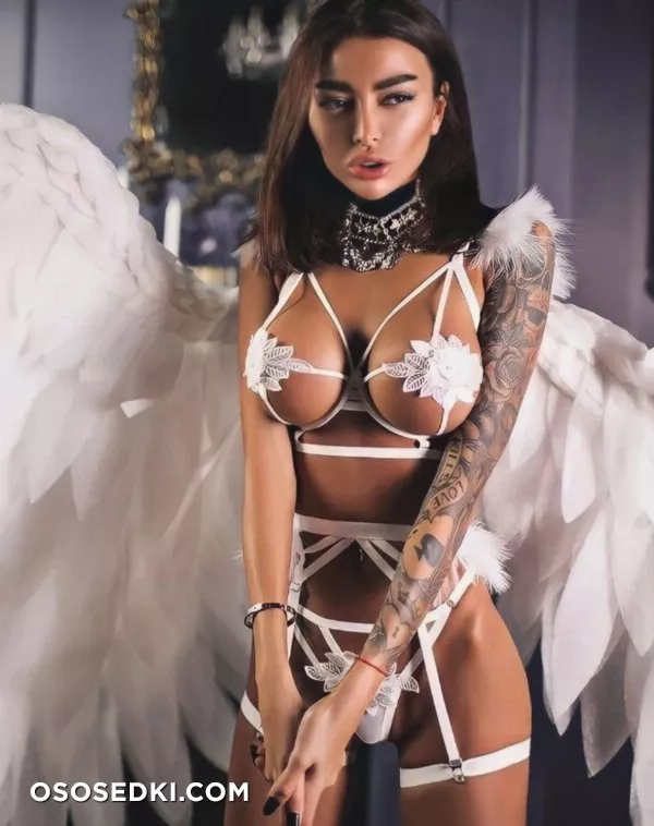 Alena Omovych - Photo 421