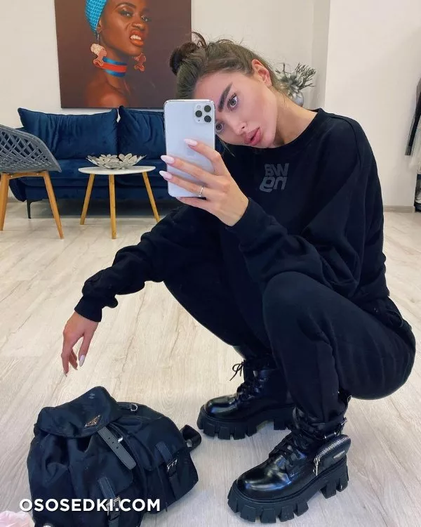 Alena Omovych - Photo 650