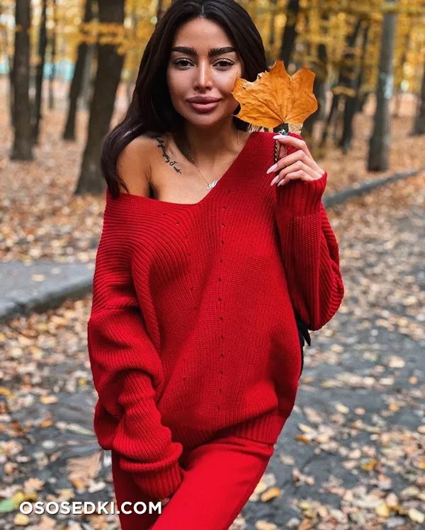Alena Omovych - Photo 707