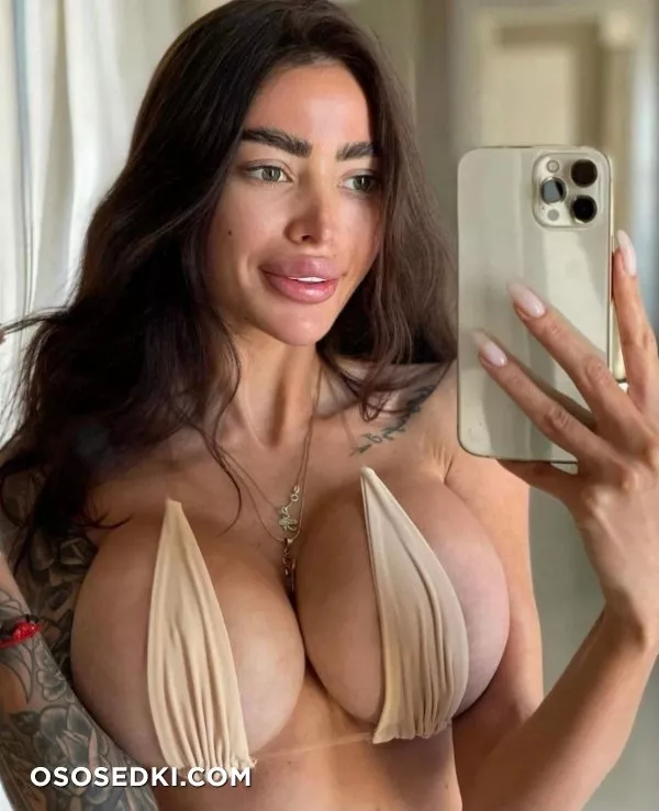 Alena Omovych - Photo 811