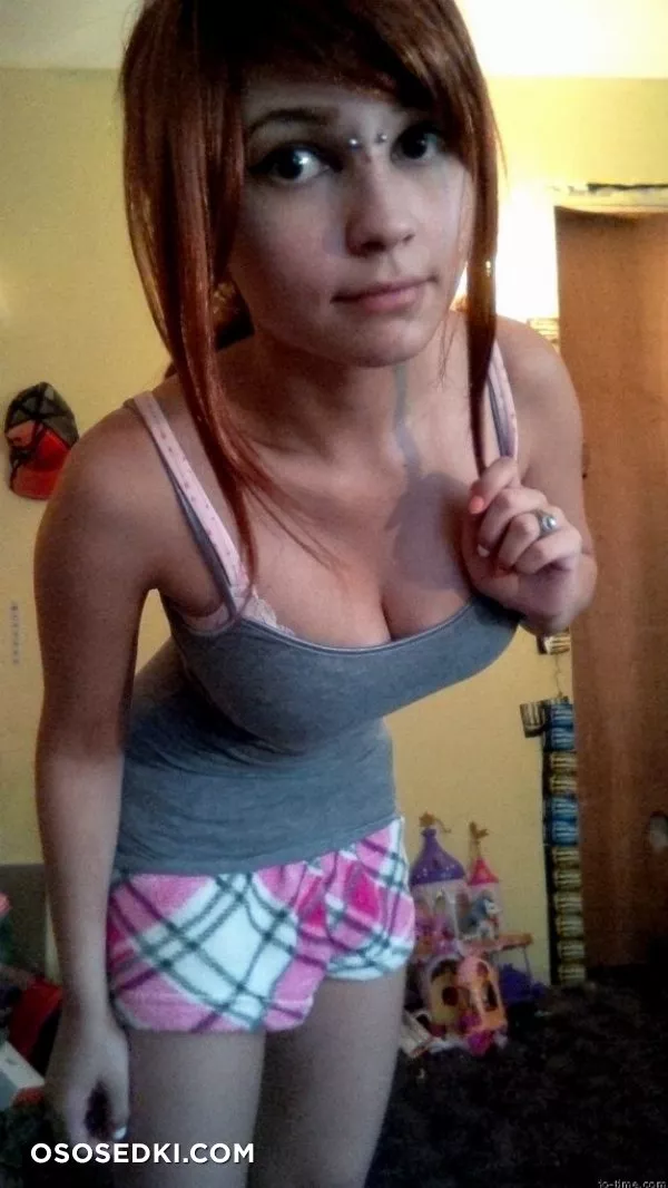 Too Cute Beautiful Petite Teen Girl So Sexy - Photo 10