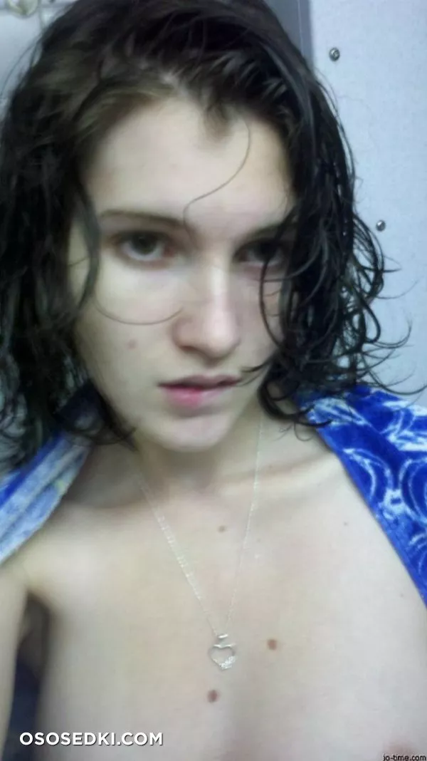 Dark Hair Cutie Nice Pert Tits - Photo 40