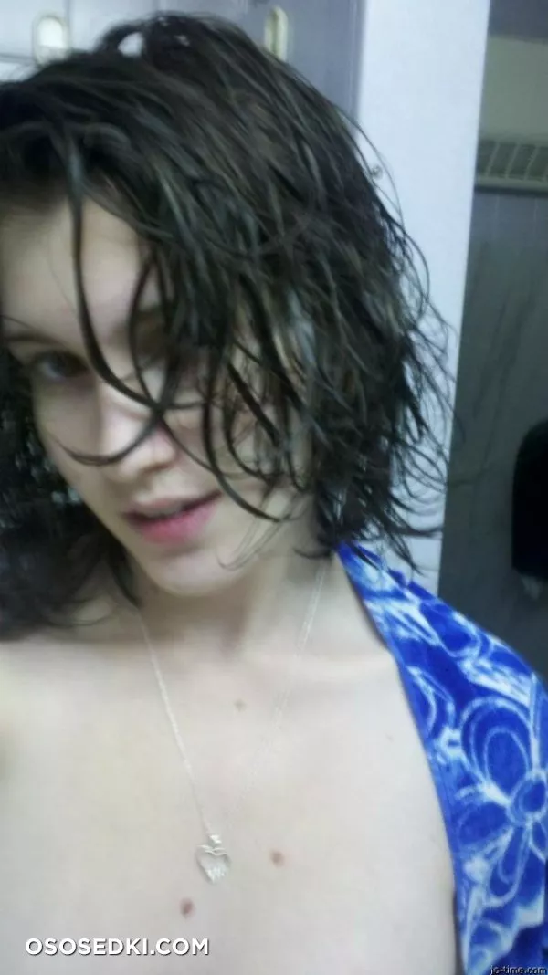 Dark Hair Cutie Nice Pert Tits - Photo 43
