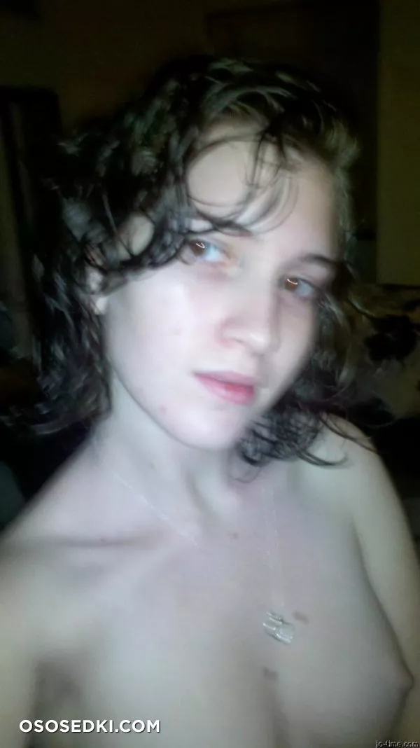 Dark Hair Cutie Nice Pert Tits - Photo 46