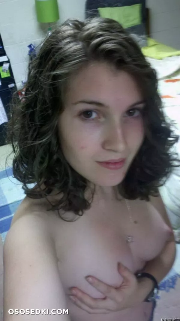 Dark Hair Cutie Nice Pert Tits - Photo 64