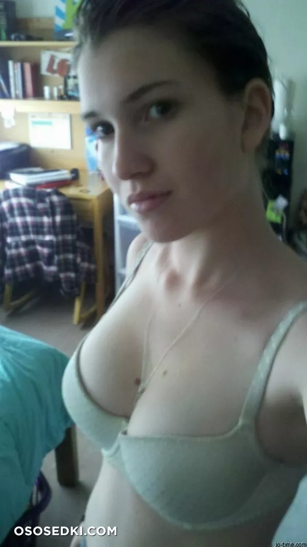 Dark Hair Cutie Nice Pert Tits - Photo 72