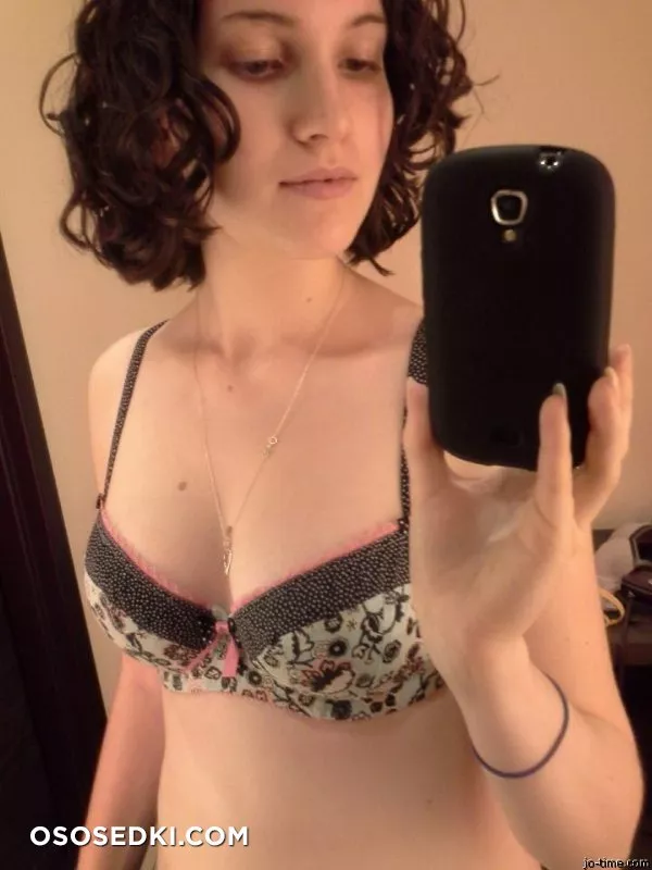 Dark Hair Cutie Nice Pert Tits - Photo 122