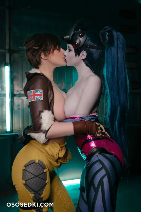 Alina Becker - Widowmaker x Tracer nude. Onlyfans, Patreon leaked 44 nude photos