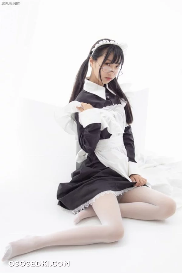 [JKFUN-017] 眼镜白丝女仆 nude. Onlyfans, Patreon leaked 19 nude photos