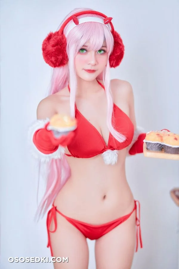 Azami - Zero Two Xmas nude. Onlyfans, Patreon leaked 13 nude photos