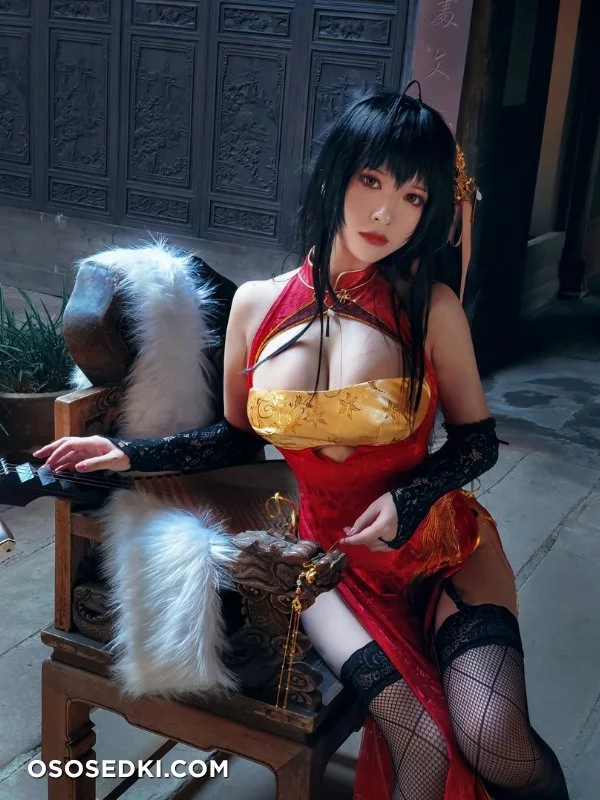 半半子  鳳鳴春暁 大鳳チャイナ服 nude. Onlyfans, Patreon leaked 26 nude photos