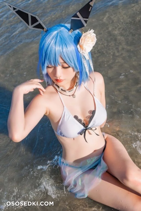 Messie Huang - Gascogne swimsuit nude. Onlyfans, Patreon leaked 13 nude photos