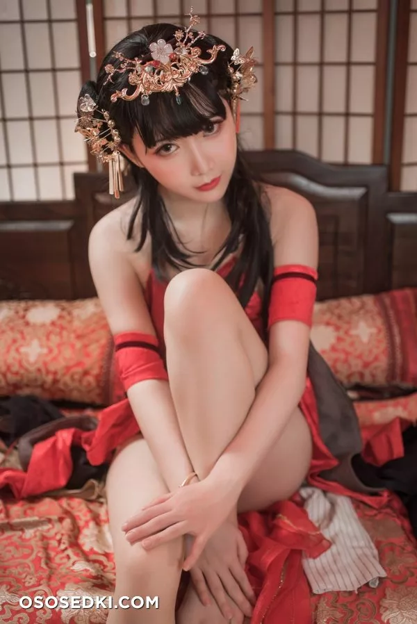 Xianer [面饼仙儿] | Azur Lane |  Yat Sen nude. Onlyfans, Patreon leaked 39 nude photos
