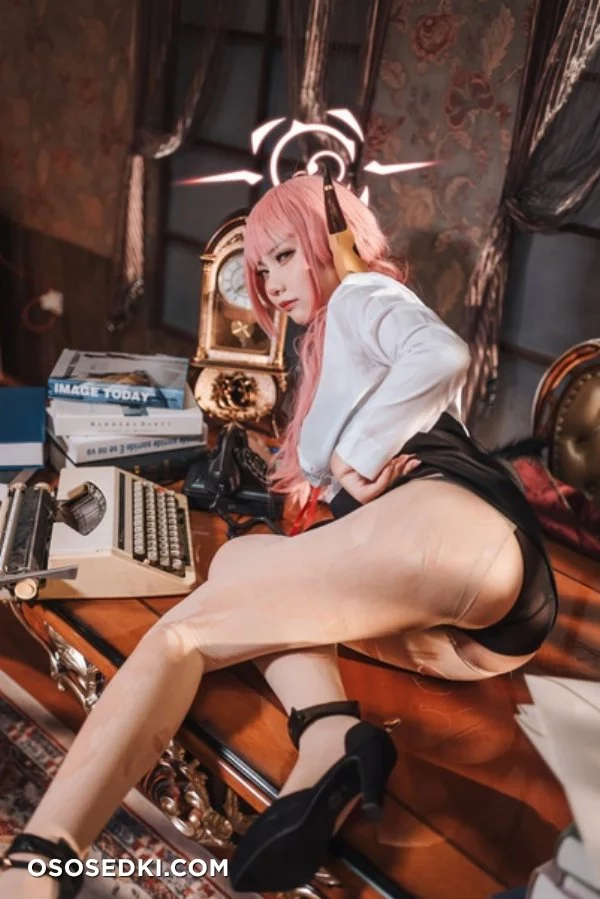 是一只熊仔吗 | Blue Archive | Aru Rikuhachima nude. Onlyfans, Patreon leaked 20 nude photos
