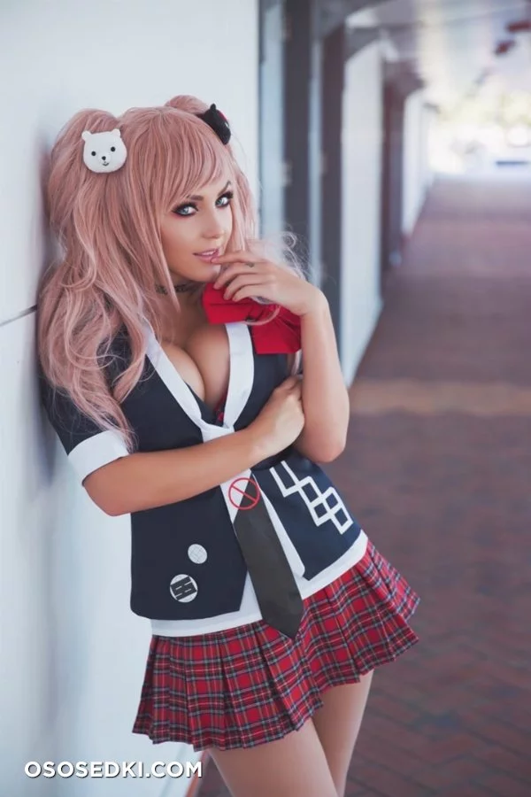 JessicaNigri Pack 35 nude. Onlyfans, Patreon leaked 7 nude photos