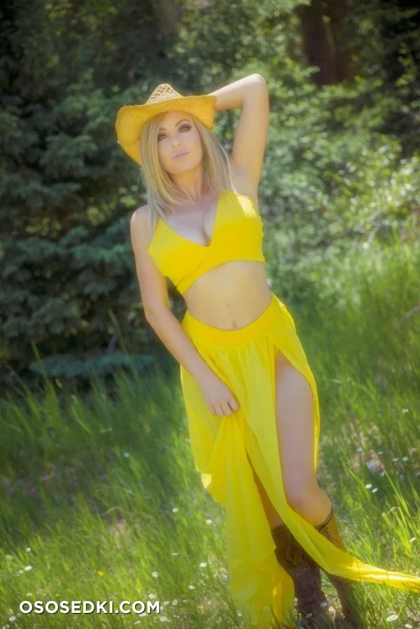 jessica-nigri-september nude. Onlyfans, Patreon leaked 122 nude photos