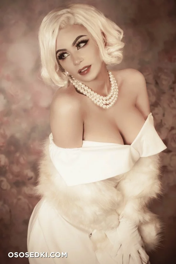 Danielle Beaulieu - Vintage nude. Onlyfans, Patreon leaked 14 nude photos