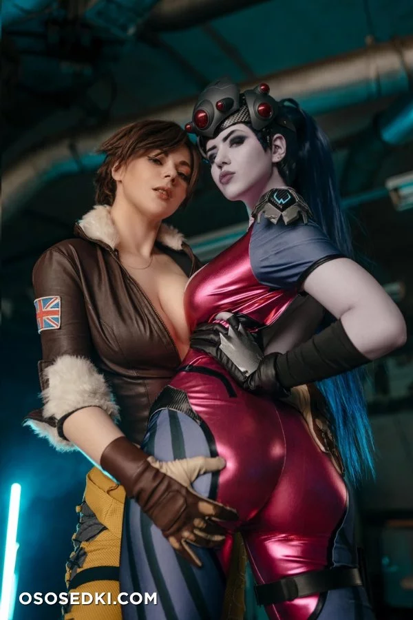 Alina Becker and Adamae | Widowmaker and Tracer nude. Onlyfans, Patreon leaked 49 nude photos