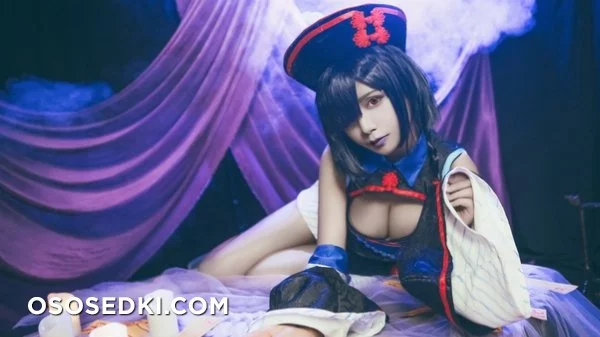 秋山AkI | Mirror | Cai Yun / Zombie nude. Onlyfans, Patreon leaked 15 nude photos