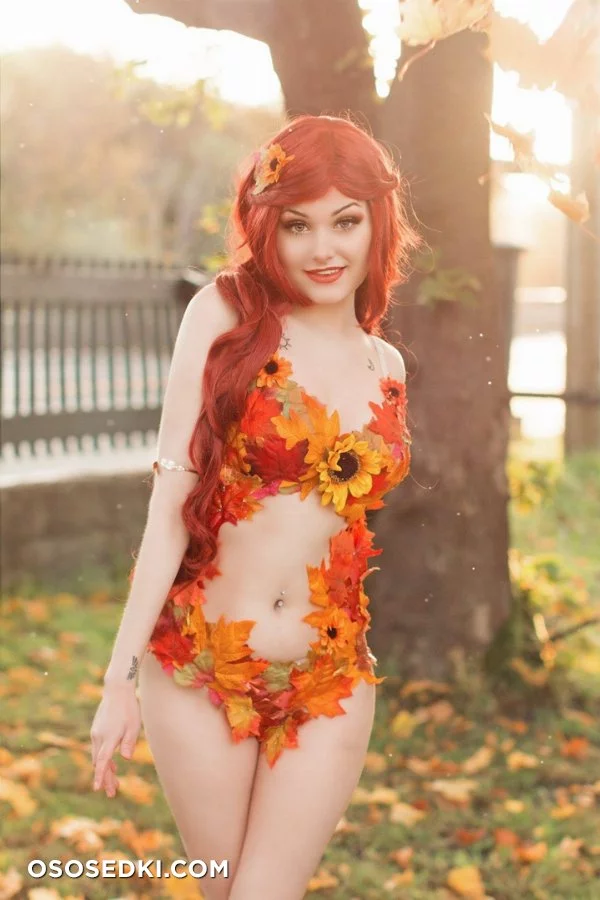 Ri Care - Poison Ivy cosplay set nude. Onlyfans, Patreon leaked 7 nude photos