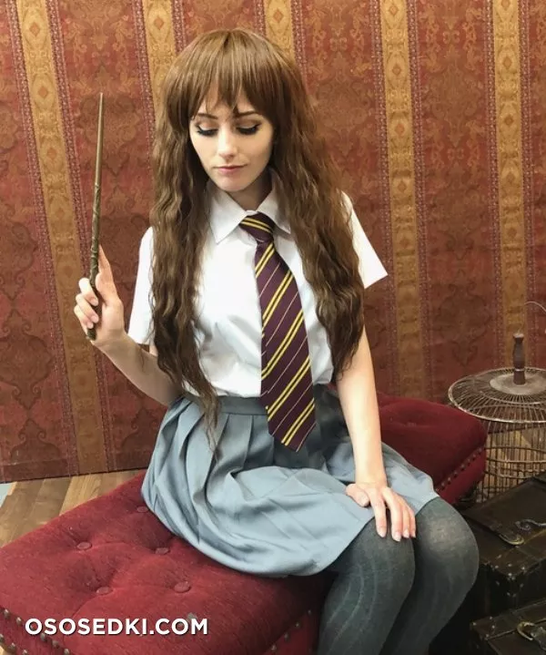 Rolyatistaylor - Hermione Granger nude. Onlyfans, Patreon leaked 11 nude photos