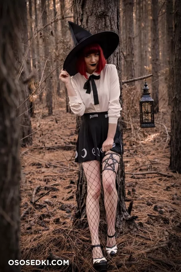 Nichameleon - Witch set nude. Onlyfans, Patreon leaked 24 nude photos