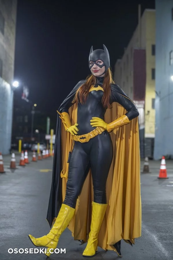 Amanda Lynne - Batgirl cosplay set nude. Onlyfans, Patreon leaked 13 nude photos