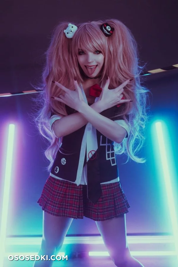 Bloodraven - Mai Sakurajima patreon cosplay set nude. Onlyfans, Patreon leaked 14 nude photos