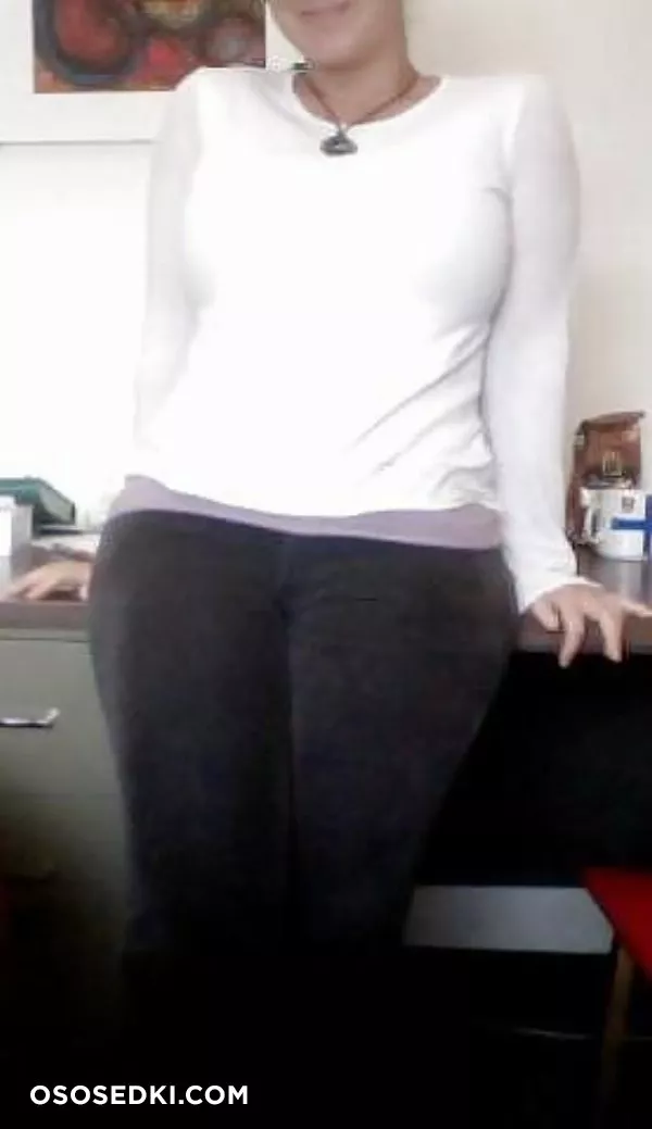 Flashing my body at work nude. Onlyfans, Patreon leaked 6 nude photos